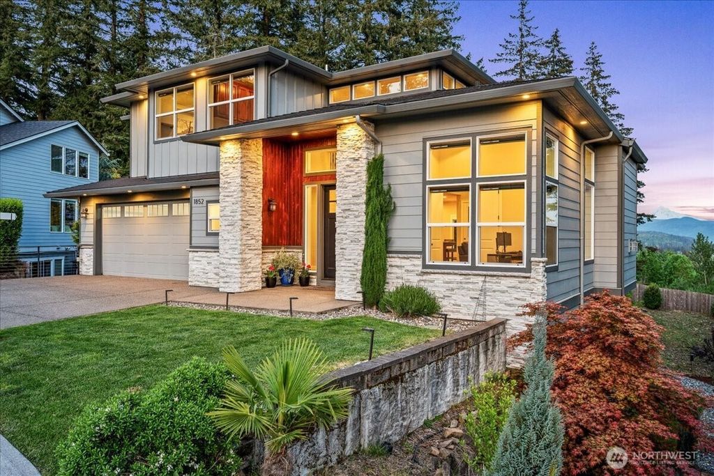 1852 N Columbia Ridge Way, Washougal, WA 98671