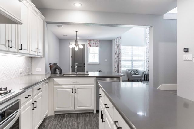 631 Cobblestone Lane, Irving, TX 75039