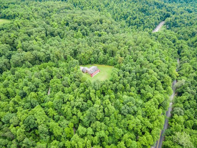 8631 Monterey Hwy, Monterey, TN 38574