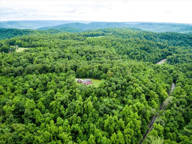 8631 Monterey Hwy, Monterey, TN 38574