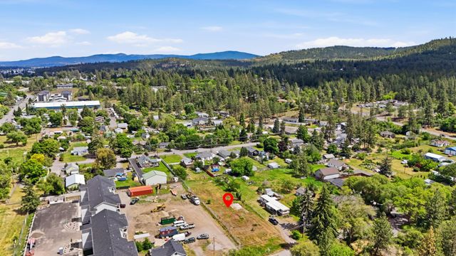 515 S McKinnon Rd, Spokane Valley, WA 99212