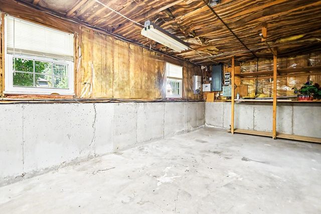 30 Sugar Hill Circle, Methuen, MA 01844