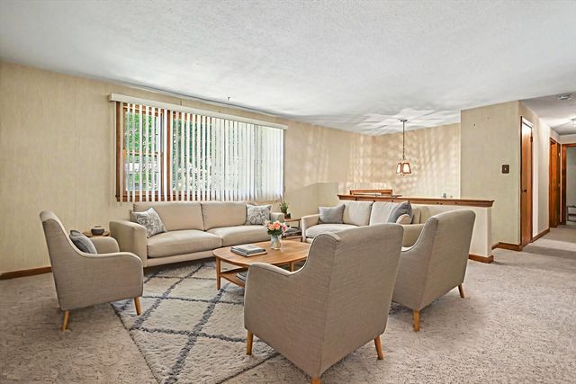 30 Sugar Hill Circle, Methuen, MA 01844