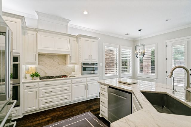 45 Secluded Pond Drive, Frisco, TX 75034