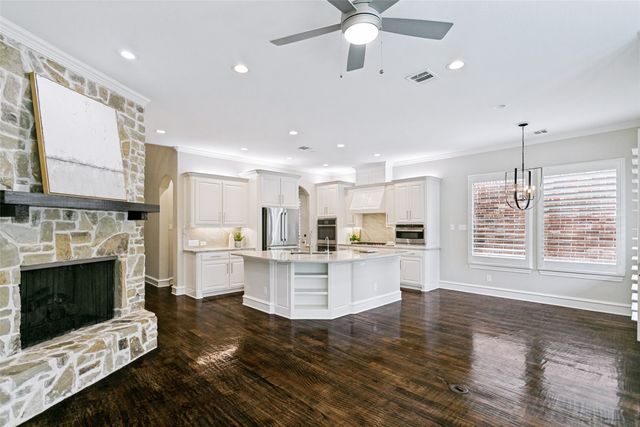 45 Secluded Pond Drive, Frisco, TX 75034