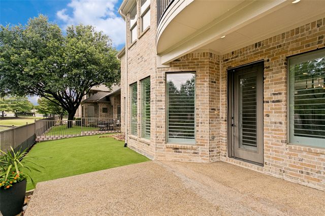 45 Secluded Pond Drive, Frisco, TX 75034