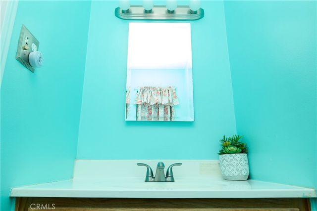 958 E Flora Street, Ontario, CA 91764