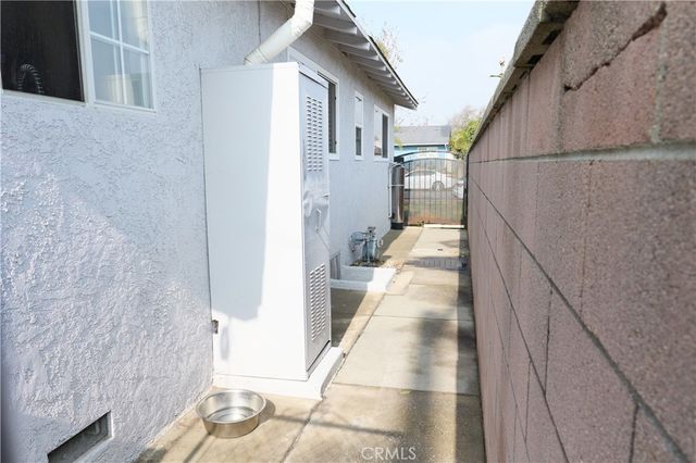 958 E Flora Street, Ontario, CA 91764