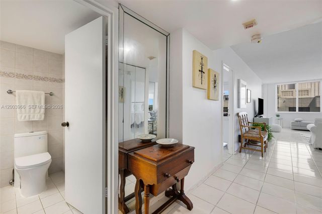 5401 Collins Ave 611, Miami Beach, FL 33140