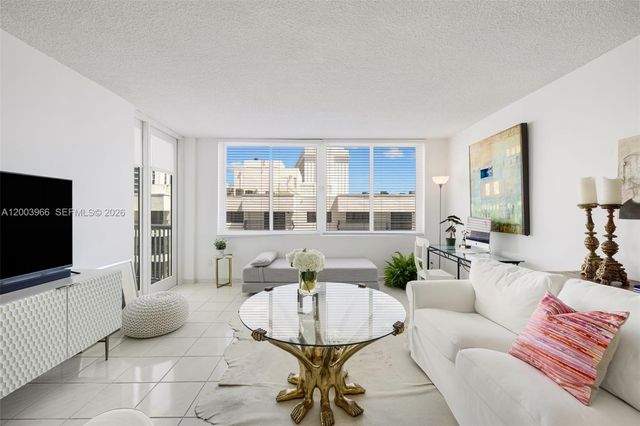 5401 Collins Ave 611, Miami Beach, FL 33140