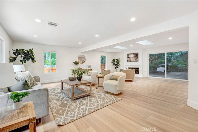 22323 Miranda Street, Woodland Hills, CA 91367