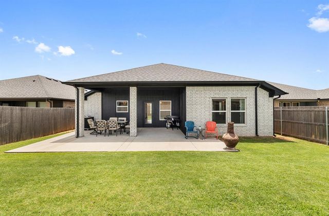 13321 SW 5th Street, Yukon, OK 73099
