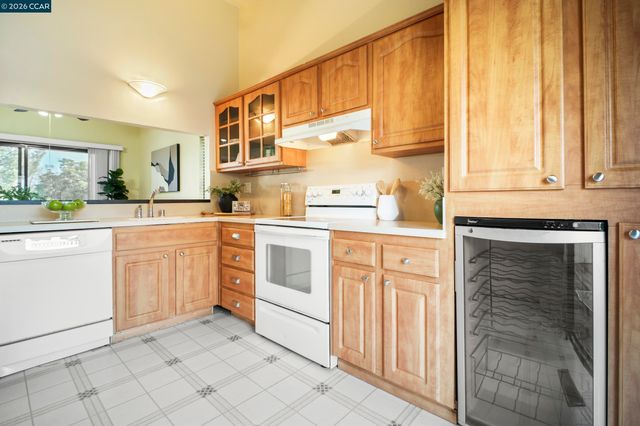 1487 Ashwood Drive, Martinez, CA 94553