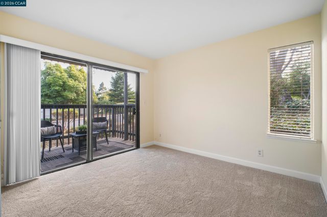 1487 Ashwood Drive, Martinez, CA 94553