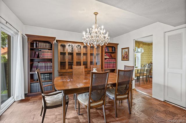 360 Central Avenue 128, Lawrence, NY 11559