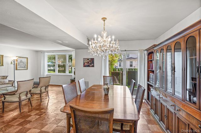 360 Central Avenue 128, Lawrence, NY 11559