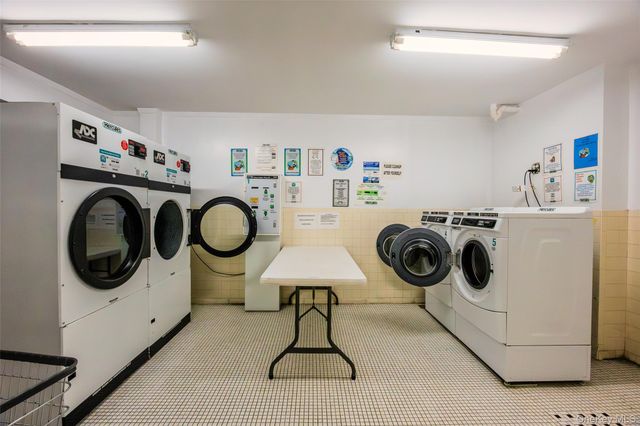 360 Central Avenue 128, Lawrence, NY 11559