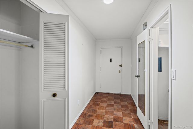 360 Central Avenue 128, Lawrence, NY 11559
