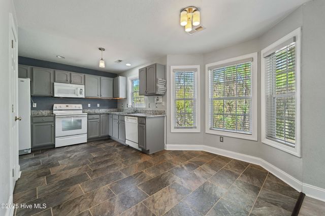 109 Trinity Drive, New Bern, NC 28560