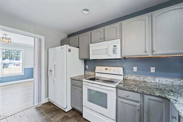 109 Trinity Drive, New Bern, NC 28560