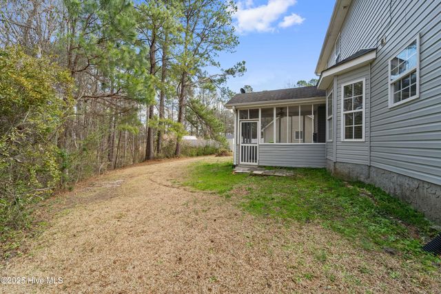 109 Trinity Drive, New Bern, NC 28560