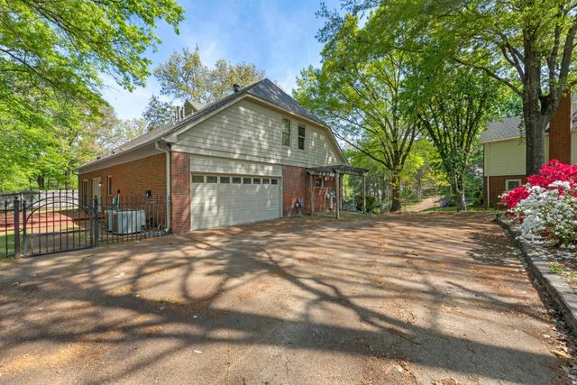 1543 RIVER FARMS CV, Memphis, TN 38016