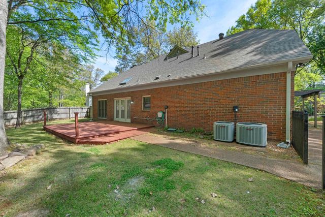 1543 RIVER FARMS CV, Memphis, TN 38016