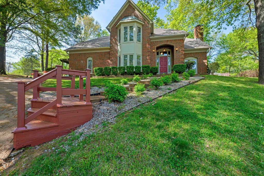 1543 RIVER FARMS CV, Memphis, TN 38016
