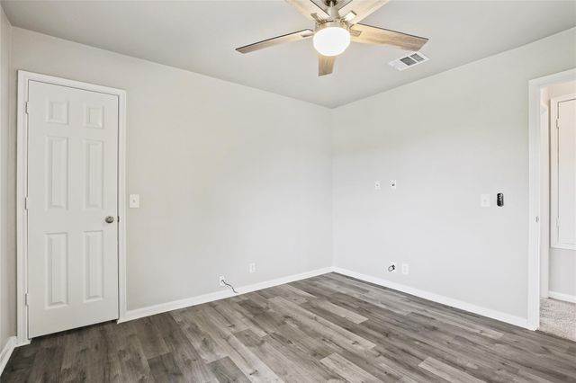 607 Sparkling Brook LN, Leander, TX 78641