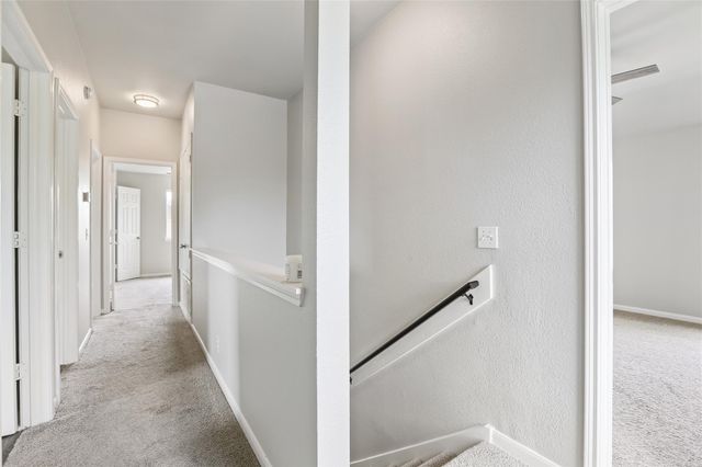 607 Sparkling Brook LN, Leander, TX 78641