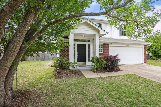 607 Sparkling Brook LN, Leander, TX 78641