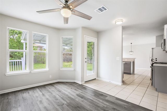 607 Sparkling Brook LN, Leander, TX 78641