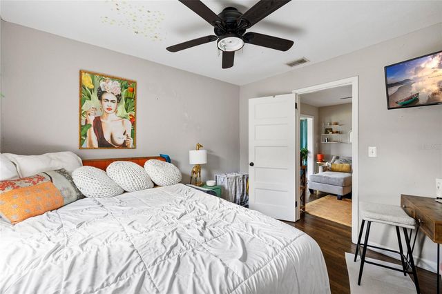 466 36TH AVENUE N, St Petersburg, FL 33704