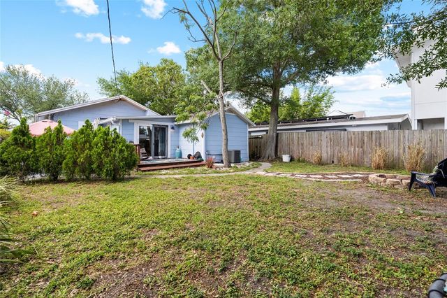 466 36TH AVENUE N, St Petersburg, FL 33704