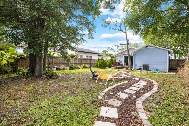 466 36TH AVENUE N, St Petersburg, FL 33704
