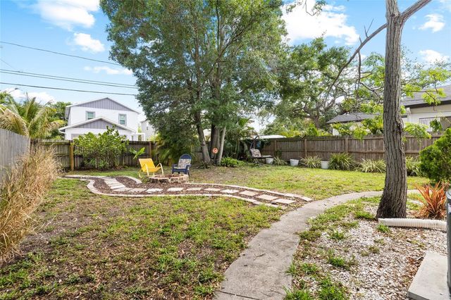466 36TH AVENUE N, St Petersburg, FL 33704