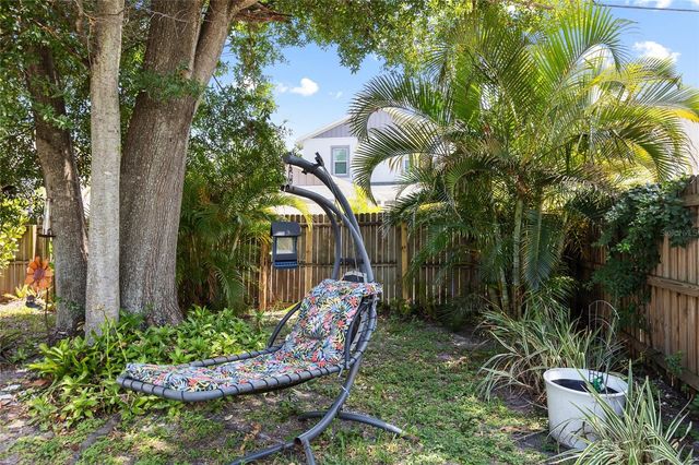 466 36TH AVENUE N, St Petersburg, FL 33704