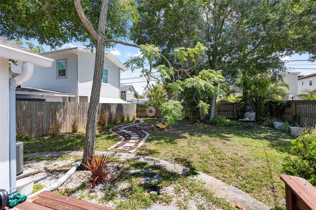 466 36TH AVENUE N, St Petersburg, FL 33704