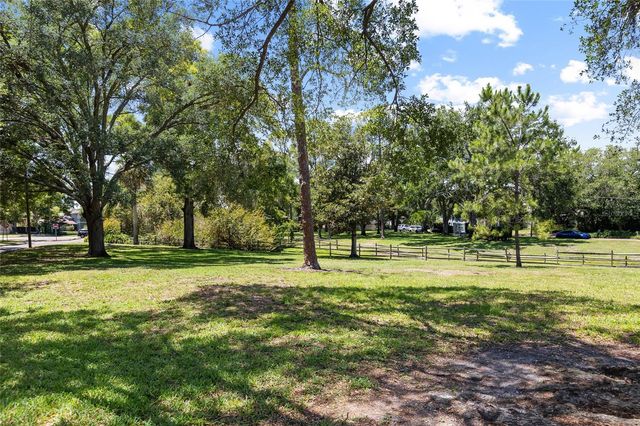 466 36TH AVENUE N, St Petersburg, FL 33704