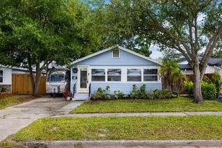 466 36TH AVENUE N, St Petersburg, FL 33704