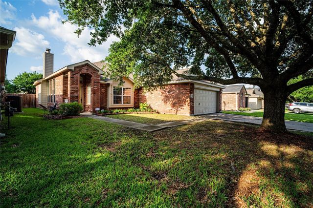 32102 Annice Lane, Pinehurst, TX 77362