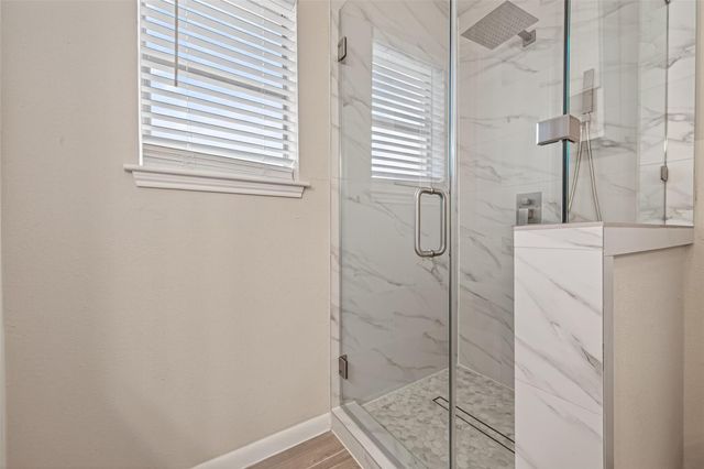 6038 Greenmont Drive, Houston, TX 77092