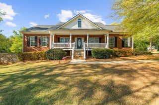 144 Manor Place, Commerce, GA 30530