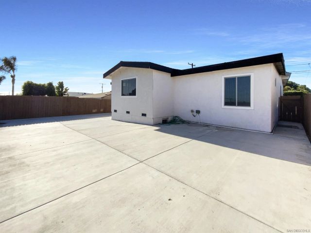 5819 Roanoke St, San Diego, CA 92139