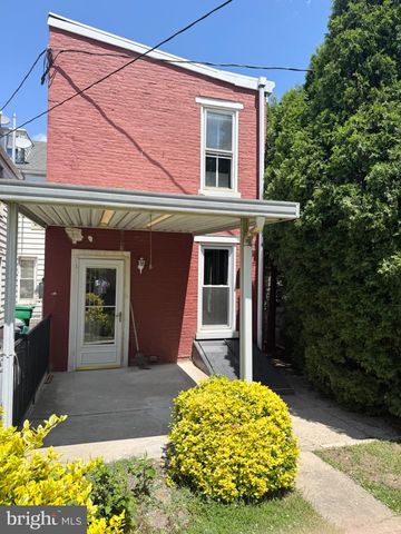 132 BERN ST, Reading, PA 19601