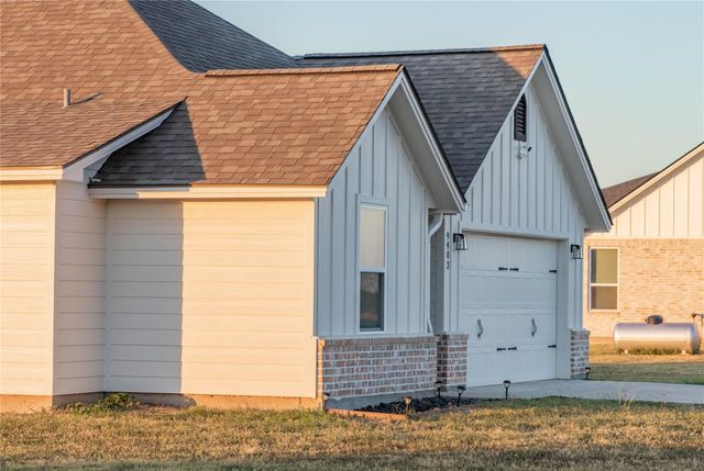 9403 County Road 272, Somerville, TX 77879