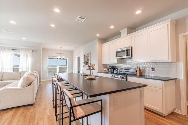 9403 County Road 272, Somerville, TX 77879