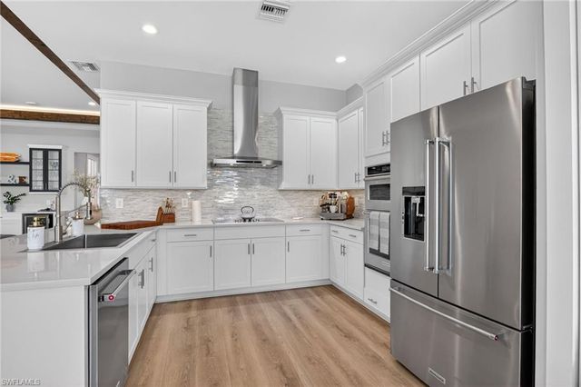 3778 Sapphire Cove CIR, Naples, FL 34114