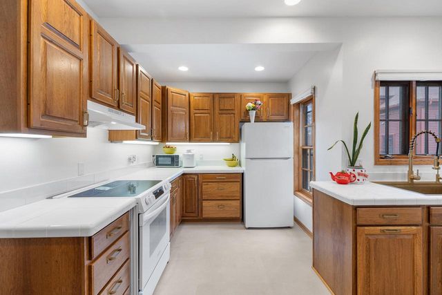 1215 N 7th STREET, Sheboygan, WI 53081