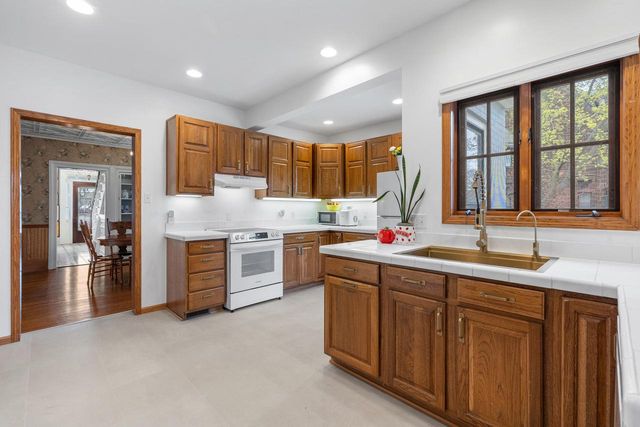 1215 N 7th STREET, Sheboygan, WI 53081